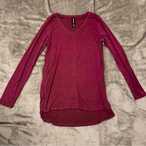 Agnes & Dora Wine Colored Long Sleeve Ribbed Modal Tunic Tee - Women’s Medium